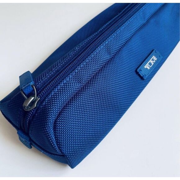 Tumi Handbags - TUMI Travel Case